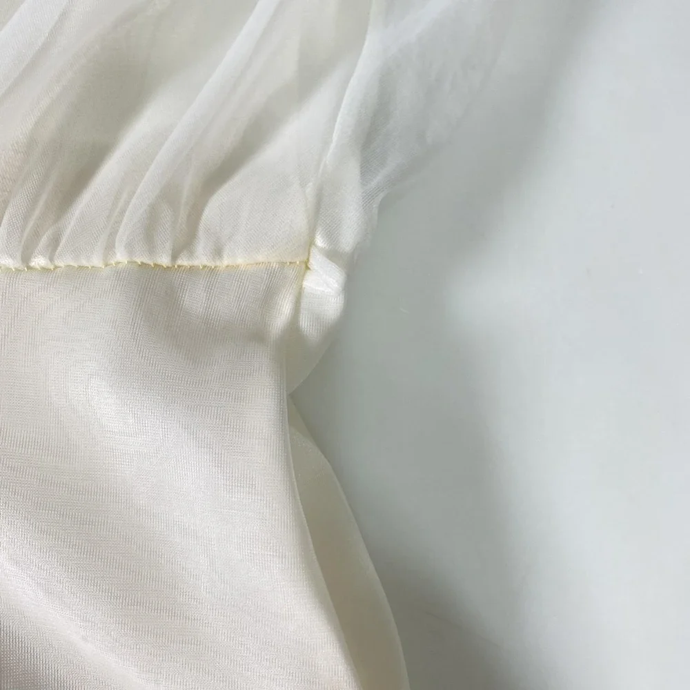 Vintage Sheer Peignoir Set Womens Medium Ivory Nightgown‎ Robe Lace Pearl 60s